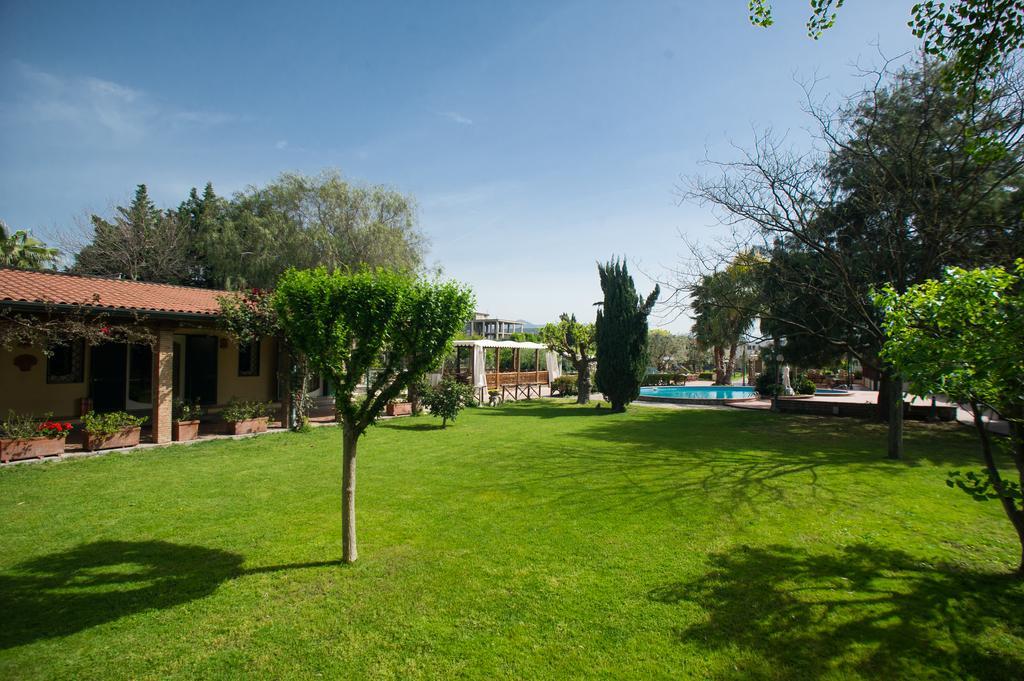 Sistemazione Familiare con 2 Camere da Letto e Vista Giardino